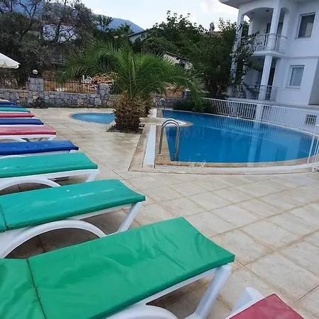 Oludenizde Havuzlu 2+1 Dublex Apart * Fethiye